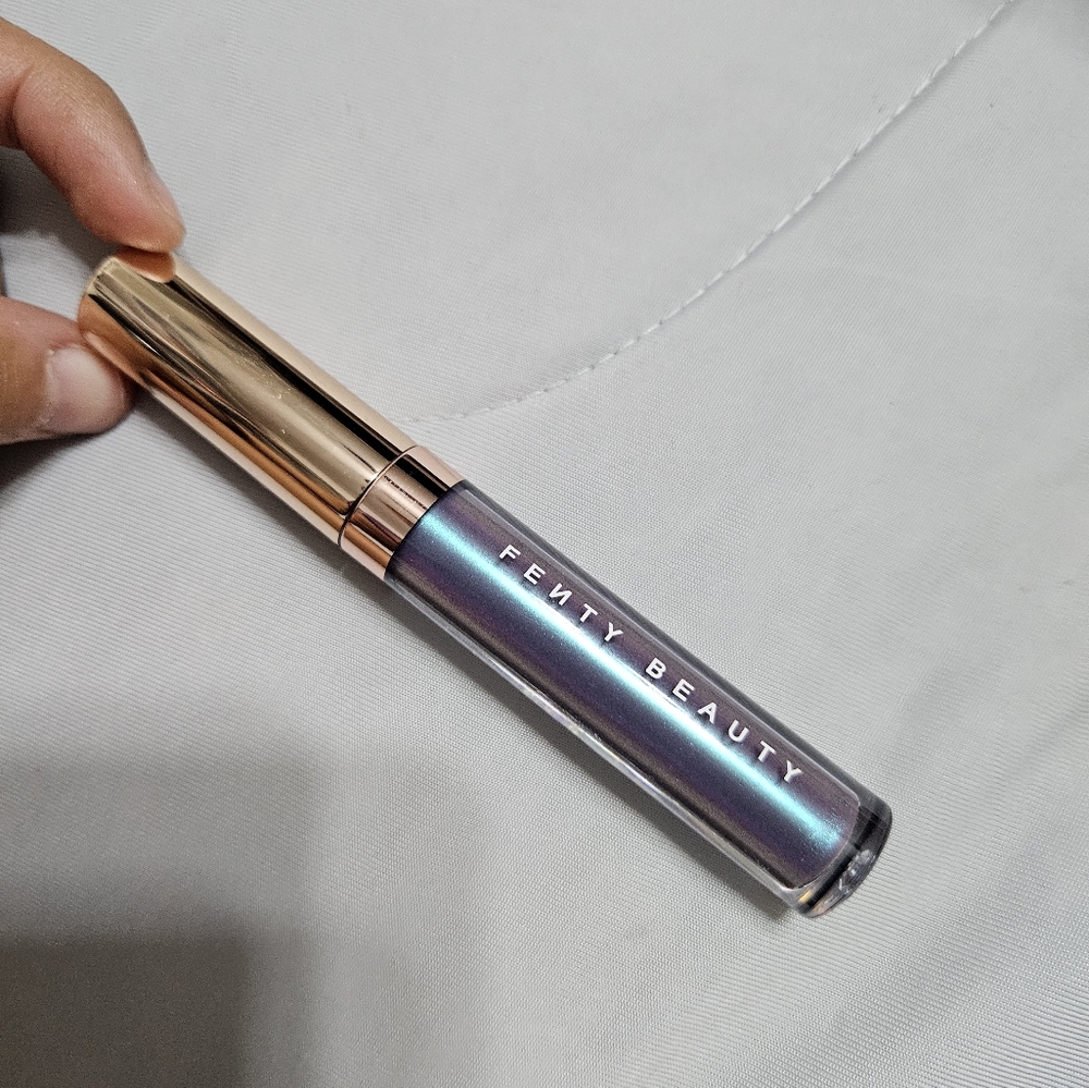 Fenty lipgloss